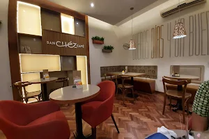 San Chéz Café image