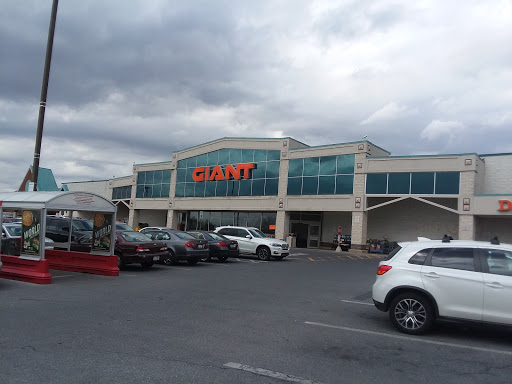 Giant Food Stores, 835 Bowman St, Lebanon, PA 17046, USA, 
