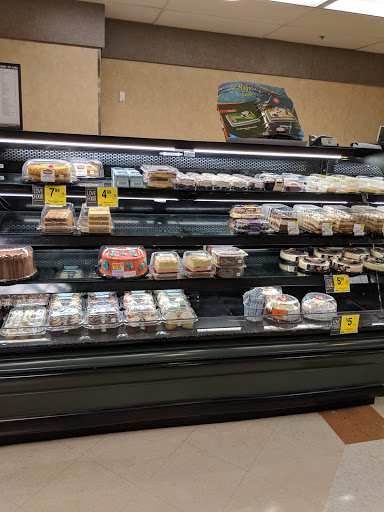 Grocery Store «Quality Food Center», reviews and photos, 6940 Coal Creek Pkwy SE, Newcastle, WA 98059, USA