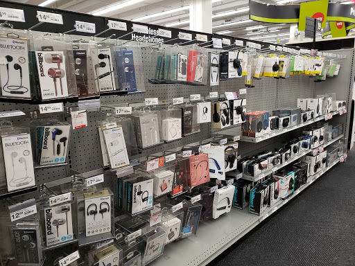 Office Supply Store «Staples», reviews and photos, 2950 Belcrest Center Dr, Hyattsville, MD 20782, USA