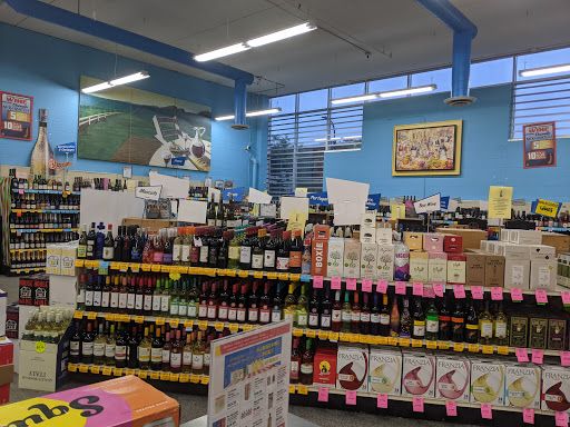 Wine Store «Zipps Liquors», reviews and photos, 2618 E Franklin Ave, Minneapolis, MN 55406, USA