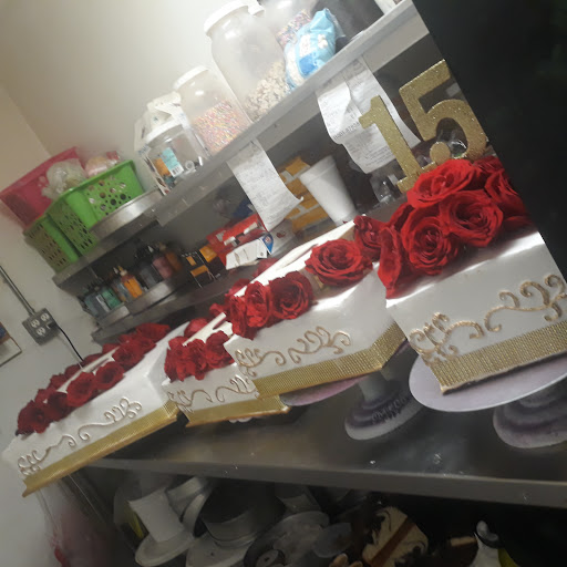 Grocery Store «La Casa Del Pueblo Market», reviews and photos, 221 E 6th St, Corona, CA 92879, USA