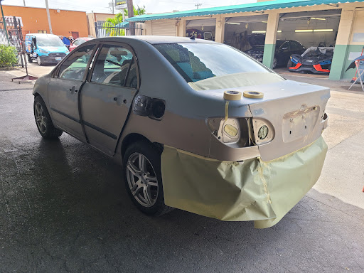 Auto Body Shop «Marbella Paint & Body Shop», reviews and photos, 4848 E 10th Ct, Hialeah, FL 33013, USA