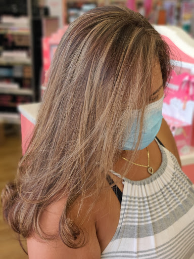 Hair Salon «Ulta Beauty», reviews and photos, 2609 W Osceola Pkwy, Kissimmee, FL 34741, USA