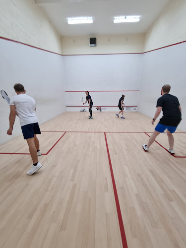 Reviews of Rothwell Athletic & Squash Club in Leeds - Sports Complex