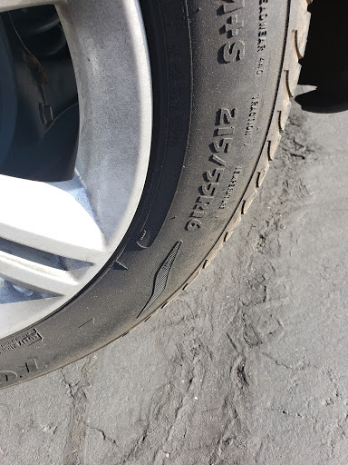 Tire Shop «Discount Tire», reviews and photos, 1325 State St, Orem, UT 84097, USA