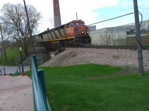 Tourist Information Center «Travel Dubuque (Iowa Welcome Center)», reviews and photos, 280 Main St, Dubuque, IA 52001, USA