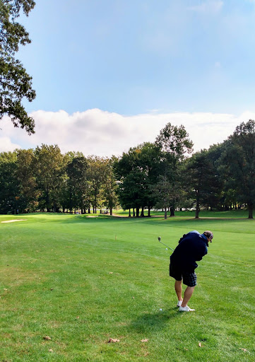 Public Golf Course «Mayfair Country Club», reviews and photos, 2229 Raber Rd, Uniontown, OH 44685, USA