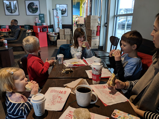 Cafe «Starbucks», reviews and photos, 7120 10th St N, Oakdale, MN 55128, USA