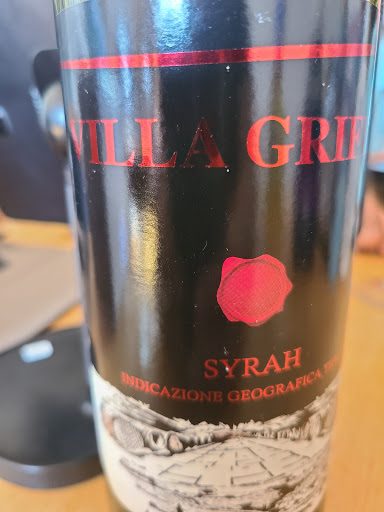 Liquor Store «North End Wine & Liquor Store», reviews and photos, 2509 Webster Ave, Bronx, NY 10458, USA