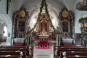 Kath. Pfarrkirche St. Laurentius Wolnzach image