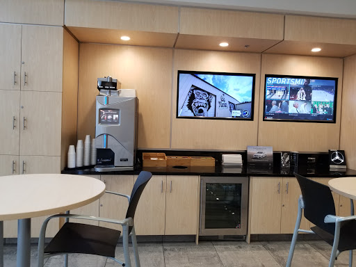 Mercedes Benz Dealer «Mercedes-Benz of Pembroke Pines», reviews and photos, 14199 Pines Blvd, Pembroke Pines, FL 33027, USA