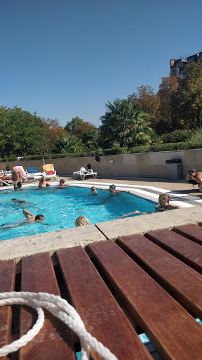 Swimming pools outside Paris