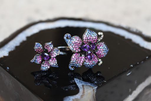 Jewelry Store «Deja & Co. Exquisite Jewels», reviews and photos, 14567 Big Basin Way, Saratoga, CA 95070, USA