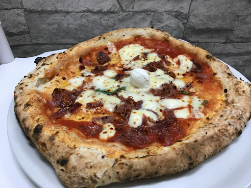 Mamma Mia 66 in Francolise, Provincia di Caserta