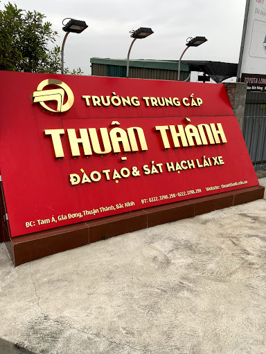 Trường trung cấp nghề Thuận Thành