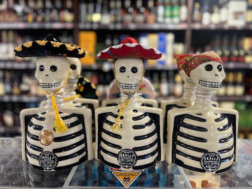 Liquor Store «Devils Liquor», reviews and photos, 1858 E Apache Blvd, Tempe, AZ 85281, USA