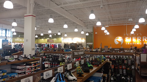 Outdoor Sports Store «Sierra Trading Post», reviews and photos, 215 N Maple Rd Unit 1F, Ann Arbor, MI 48103, USA