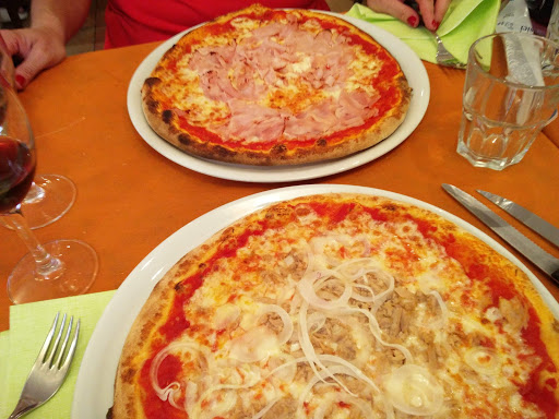 RISTORO FORMA E GUSTO Pizzeria-Ristorante in Bellagio, Provincia di Como