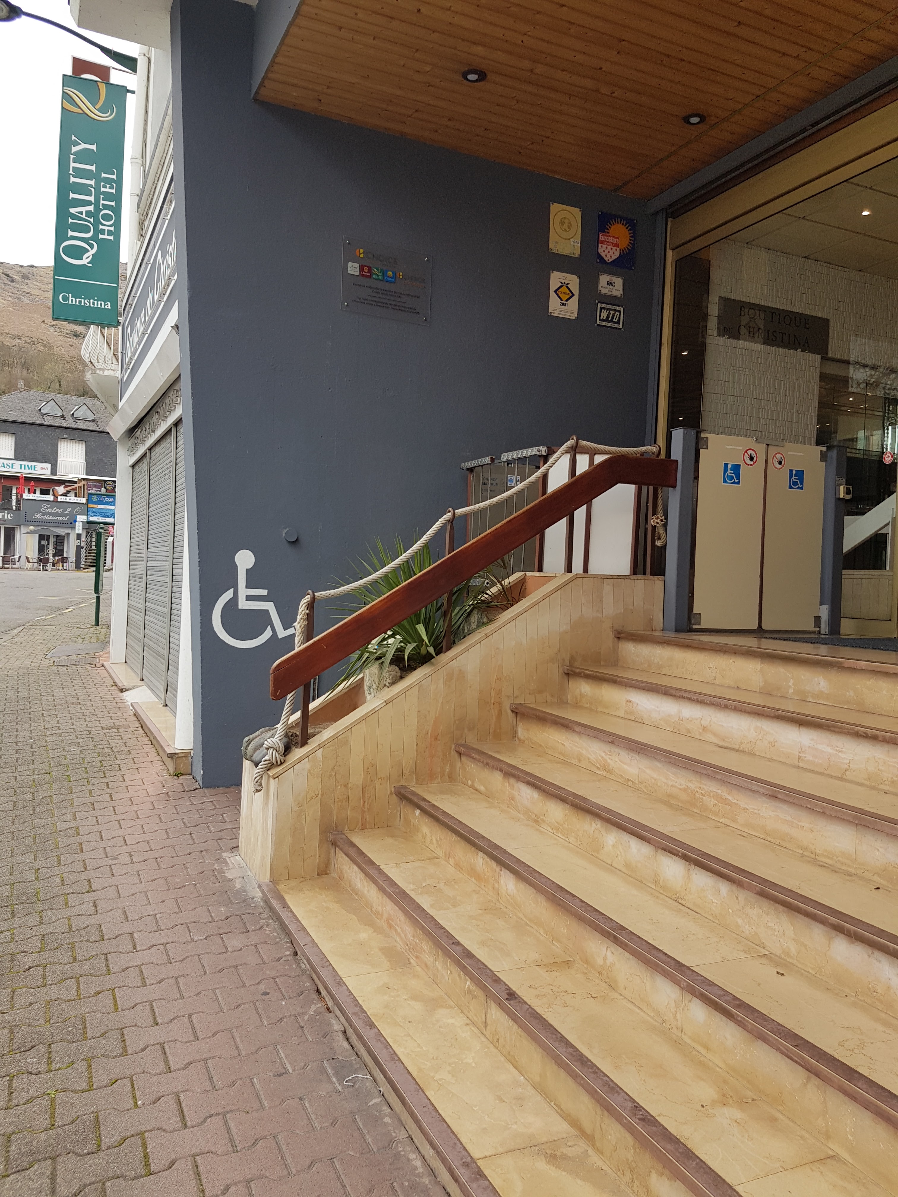 Photo n° 10 de l'avis de denis.o fait le 30/03/2018 à 17:13