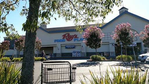 Grocery Store «Rays Food Place», reviews and photos, 1139 S Cloverdale Blvd, Cloverdale, CA 95425, USA