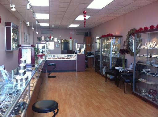 Jewelry Store «J.D. Jewelers», reviews and photos, 10 Maple St, Danvers, MA 01923, USA