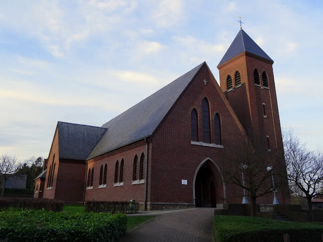 Beoordelingen van Sint-Rochuskerk Genenbos in Beringen - Kerk