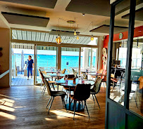 Atmosphère du Restaurant BEACH BISTRO - LE GRAND CHALET à La Tremblade - n°1