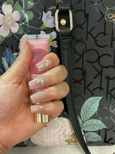 Nail Salon «Hot Nail Salon», reviews and photos, 1131 W Lincoln Hwy, Coatesville, PA 19320, USA