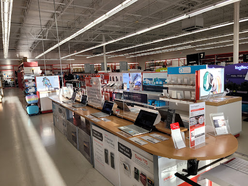 Office Supply Store «Staples», reviews and photos, 817 Beltline Rd SW, Decatur, AL 35603, USA