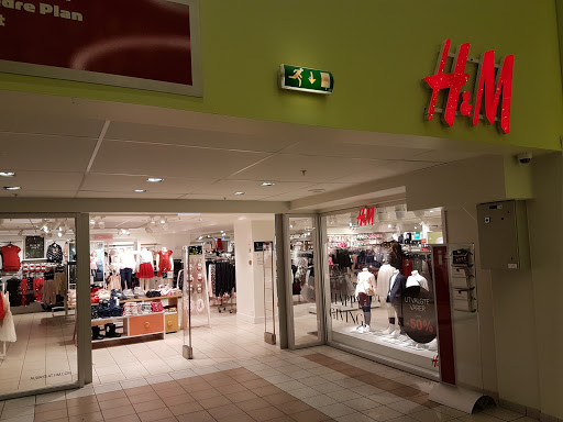 H&M