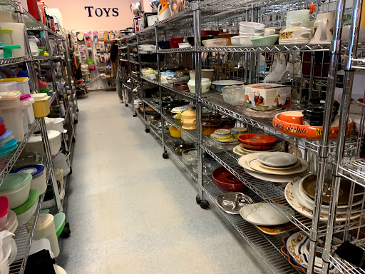 Thrift Store «Goodwill», reviews and photos