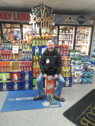 Liquor Store «Dual Highway Liquors», reviews and photos, 350 Dual Hwy, Hagerstown, MD 21740, USA