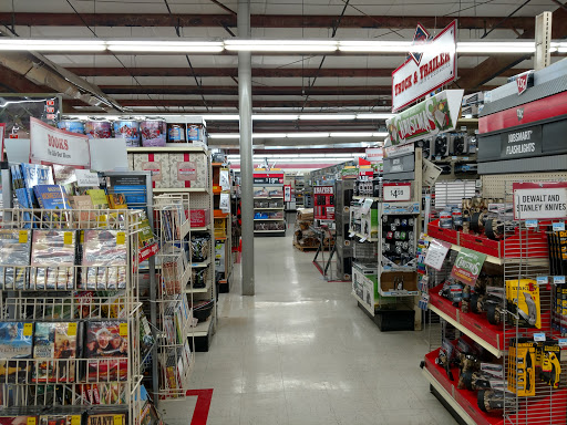Home Improvement Store «Tractor Supply Co.», reviews and photos, 4974 E Main St, Batavia, NY 14020, USA