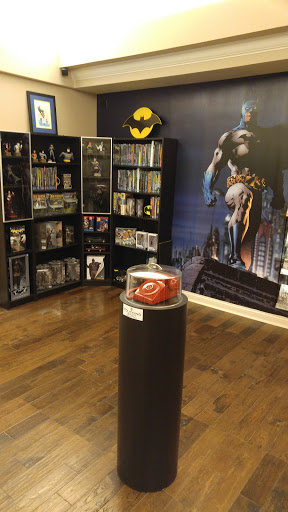 Comic Book Store «Up Up & Away!», reviews and photos, 5885 Pfeiffer Rd, Blue Ash, OH 45242, USA