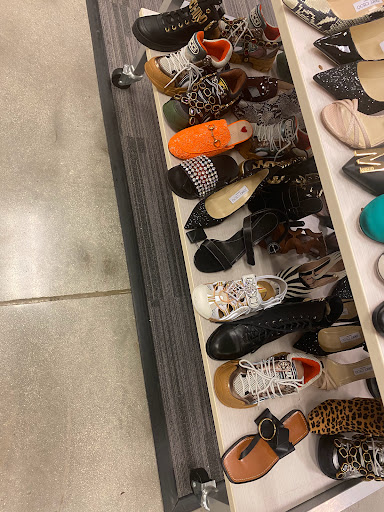 Department Store «Nordstrom Rack The Shops at Midtown Miami», reviews and photos, 3201 N Miami Ave, Miami, FL 33127, USA