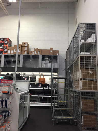 Electronics Store «Best Buy», reviews and photos, 4650 1st Ave NE, Cedar Rapids, IA 52402, USA