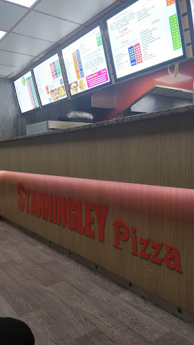 Stanningley Pizzas - Restaurant