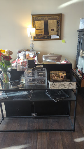 Lingerie Store «The Heavy Hanger by Melons the Complete Bra Shop», reviews and photos, 650 N Carriage Pkwy #105, Wichita, KS 67208, USA