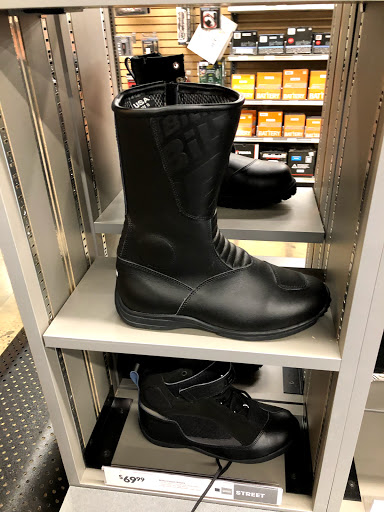 Motorcycle Parts Store «Cycle Gear», reviews and photos, 388 Tarrytown Rd, White Plains, NY 10607, USA