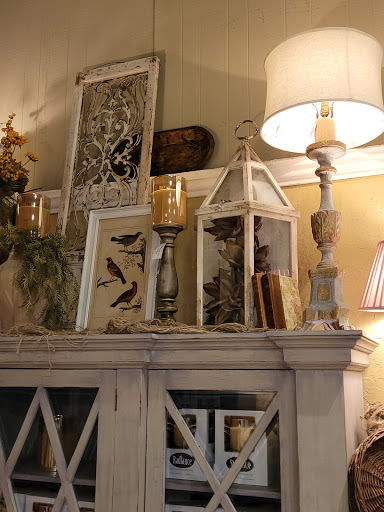 Furniture Store «Three French Hens Antiques», reviews and photos, 16935 Manchester Rd, Grover, MO 63040, USA