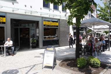 Padeffke - The Coffeehouse