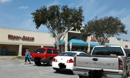 Grocery Store «Winn-Dixie», reviews and photos, 1122 N Main St, Bushnell, FL 33513, USA