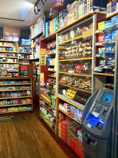 Tobacco Shop «Smoke Scene 7th Ave», reviews and photos, 845 7th Ave, New York, NY 10019, USA