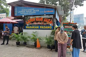 RM Lapau Nasi Jaya Makanan Padang image