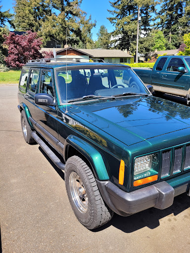 Auto Body Shop «Maaco Collision Repair & Auto Painting», reviews and photos, 19217 Aurora Ave N, Shoreline, WA 98133, USA