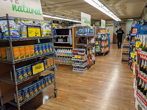 Grocery Store «Quality Food Center», reviews and photos, 1801 N 45th St, Seattle, WA 98103, USA