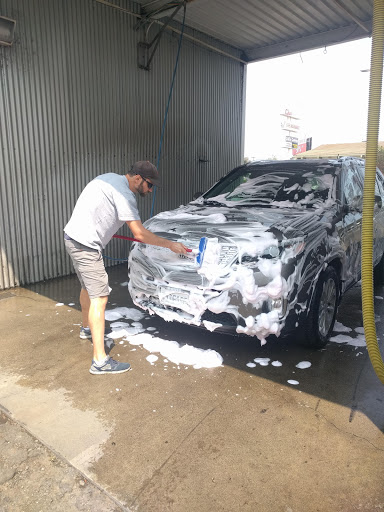 Pacific Holiday Car Wash en Stockton