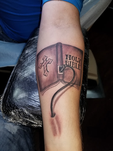 Explore tattoo sleeve ideas colour, creative tattoo ideas in Houston, available at Sintown Tattoo Studio
