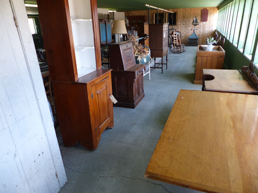 Antique Furniture Store «Hogback Vintage», reviews and photos, 260 Langdell Rd, Johnson, VT 05656, USA